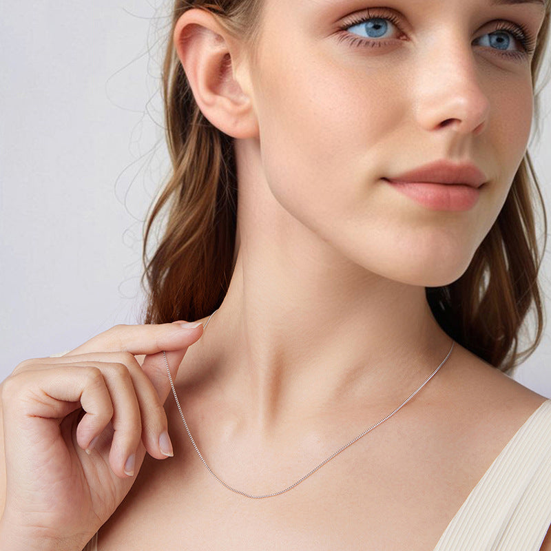 Basic Side Chain Necklace